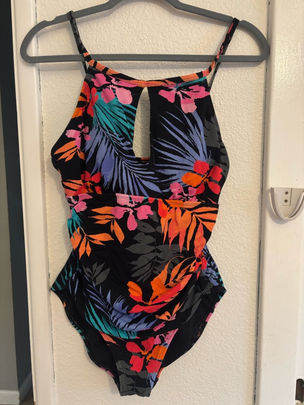 Jessica Simpson Black One-Piece Swimsuit with Multicolor Tropical Print
